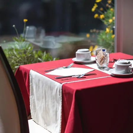 Coccodrillo & Hotel Varazze