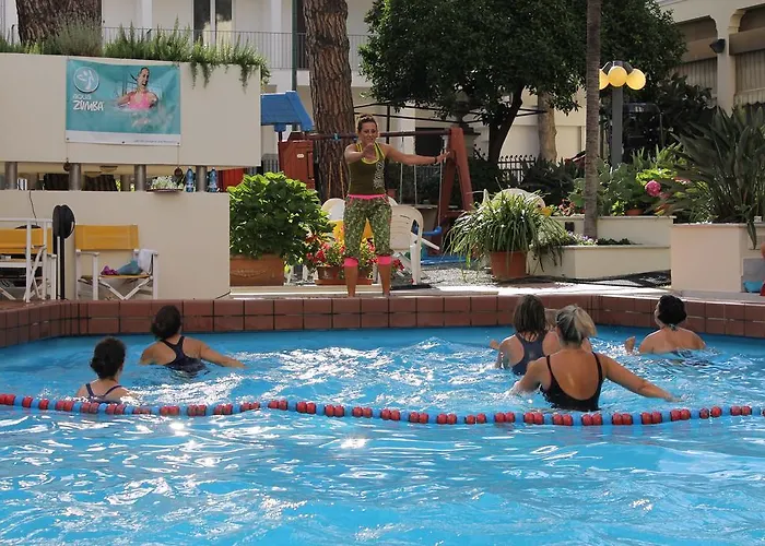 Hotel Coccodrillo & 3*