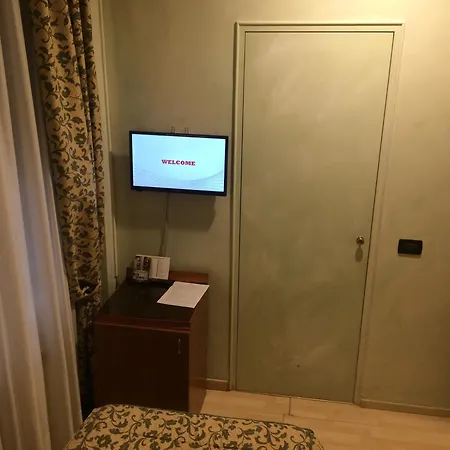 Hotel Coccodrillo & 3*
