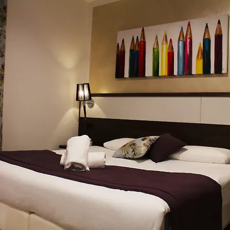 ホテル Coccodrillo & ヴァラッツェ