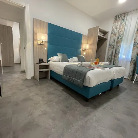 Hotel Coccodrillo & 3*