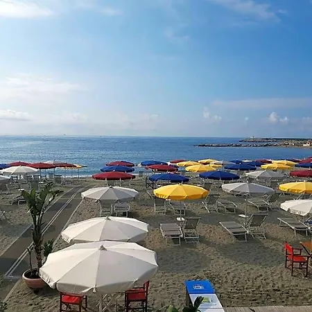 Hotel Coccodrillo Varazze