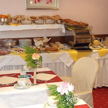 Coccodrillo & Hotel Varazze