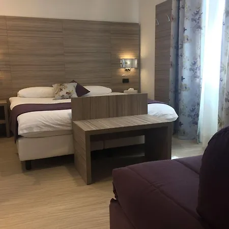 Hotel Coccodrillo & Varazze