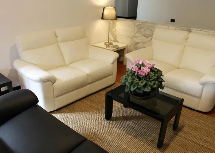 Coccodrillo & Hotel 3*