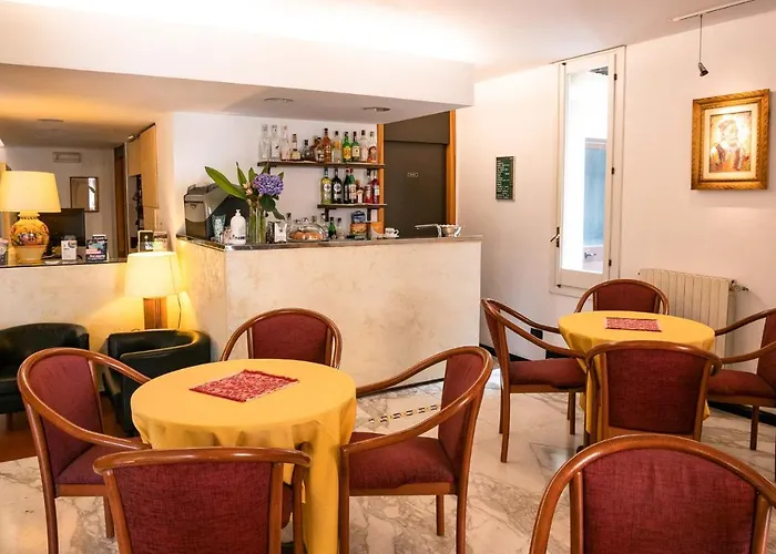 Hotel Coccodrillo & 3*