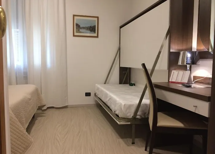 Coccodrillo & Hotel 3*