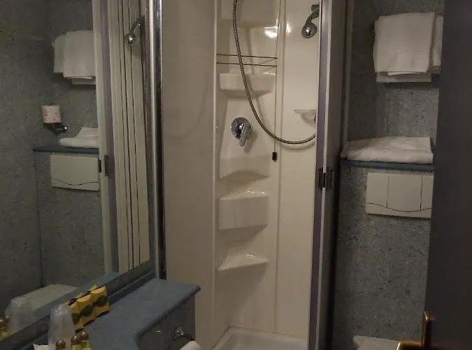 Coccodrillo & 3* Varazze