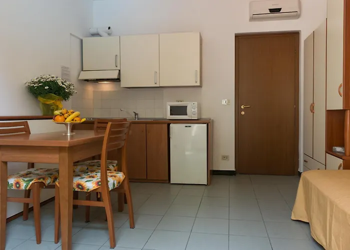 Coccodrillo & 3* Varazze