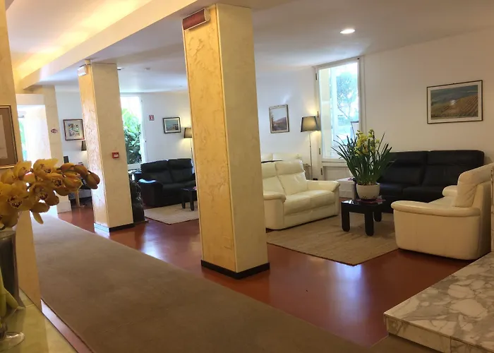 Coccodrillo & Hotel Varazze